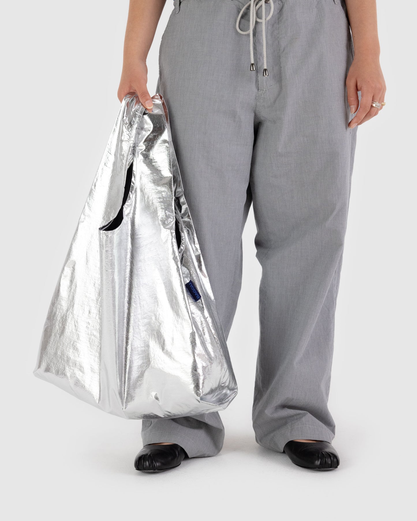 Standard BAGGU Reusable Bag Metallic Silver | Rally Rally Singapore